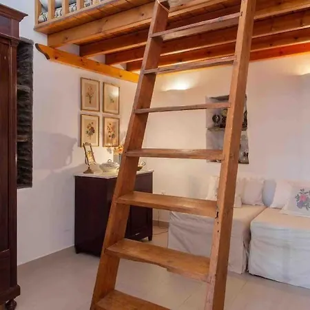 Traditional 2 Floor House In The Old Town Of Ándros