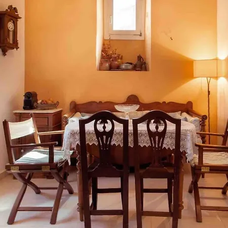Traditional 2 Floor House In The Old Town Of Holiday home *